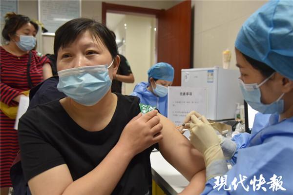 南京夜间打狂犬疫苗,南京周六打疫苗社区上班吗