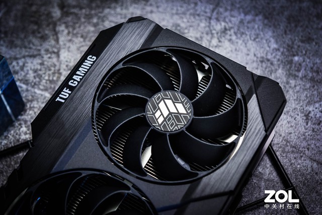 华硕TUFRTX3070TiO8G首测顶级信仰源自细节