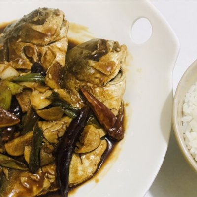 臭小苏说,想吃“红烧鲳鱼”啦