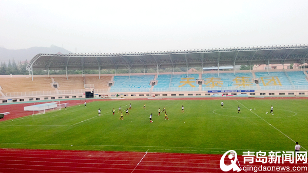 真正的足球场在哪里,足球的中心为什么是欧洲