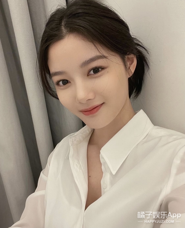 还记得《拥抱太阳的月亮》的小烟雨吗？逆袭太成功