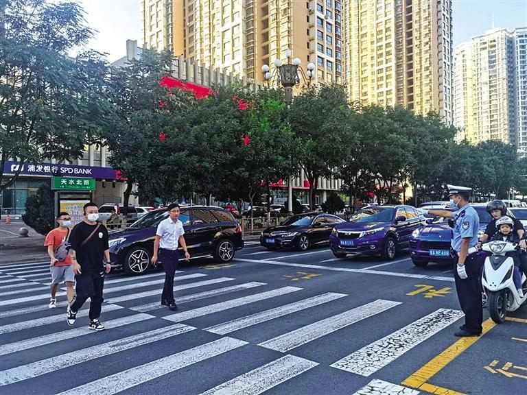 兰州交通大家谈城区疏堵交警支招了