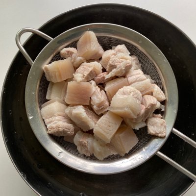 家常红烧肉鲍鱼怎么做最好吃,做鲍鱼红烧肉的教程