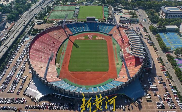 省体时隔9年再亮相,“圣体”展现新活力