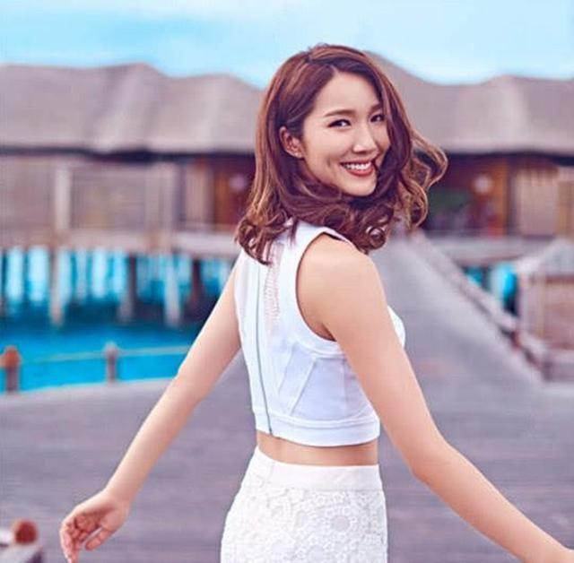 费尽心思追到的高颜值女友,王祖蓝是怎么出名的