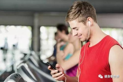 在健身房拍大片,在健身房不好意思拍照