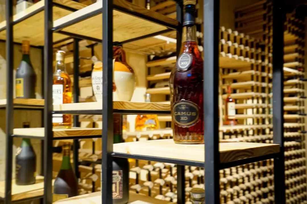 最美的民宿隐藏在森林云海,观光玻璃栈道民宿