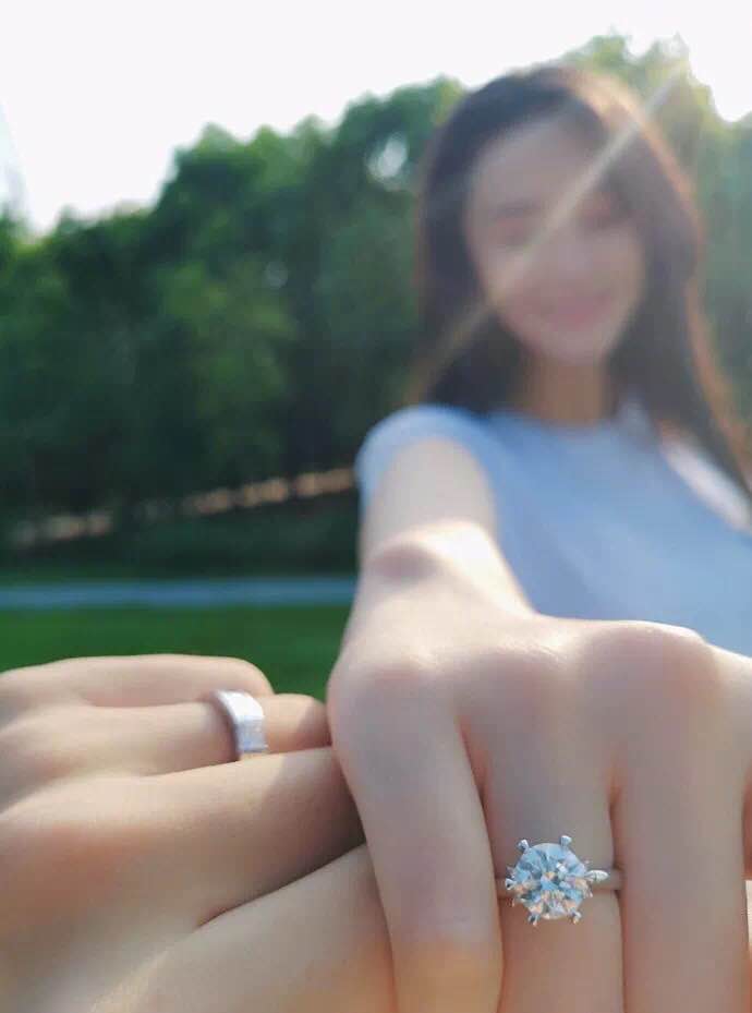 “看了喜欢女孩的支付宝账单,我放弃追她了”