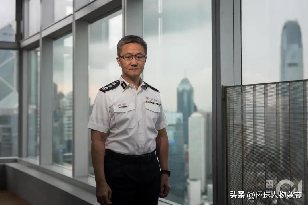 黑帮火拼竟飞车闯警署！港警“一哥”震怒，带队扫黑4天抓近300人