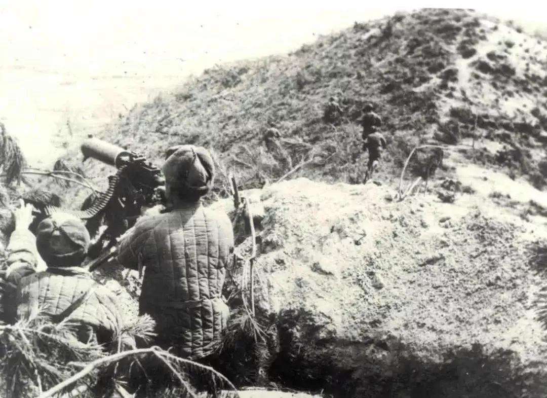 毛*东泽**的零敲牛皮糖战术，积小胜为大胜，破解朝鲜僵持局面