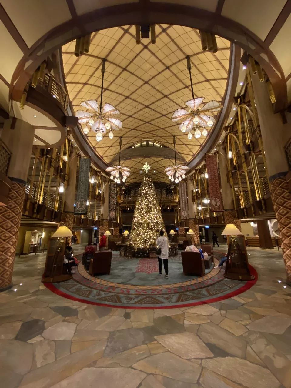 出游香港迪士尼感受迪士尼文化,一天玩遍香港迪士尼旅游攻略