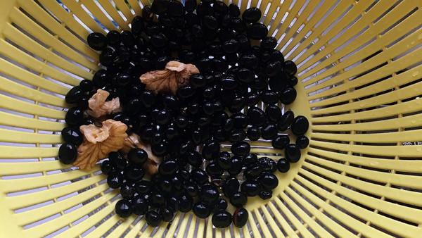 头发一揪一大把？别信小广告了，中医食疗教你护发