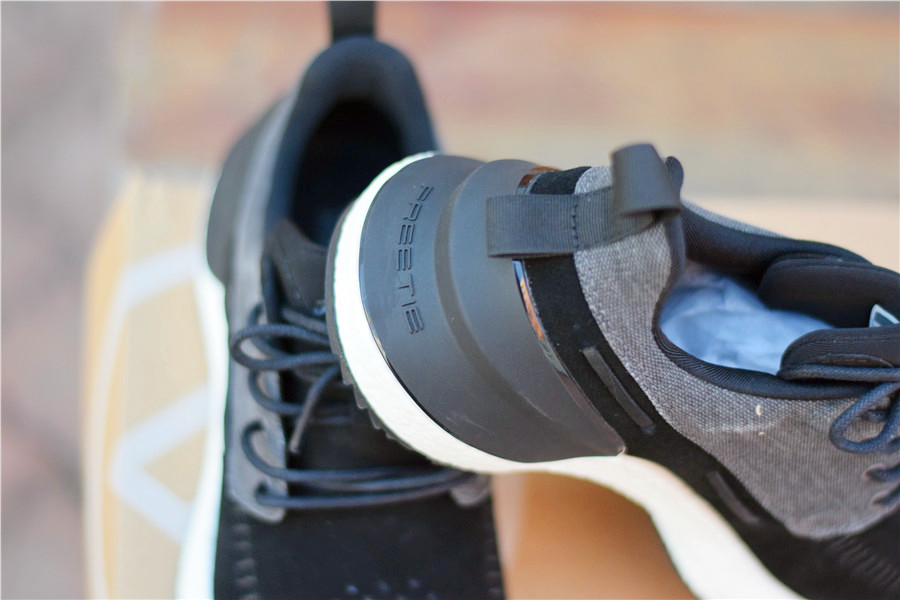 小米有品高科技鞋,好饭不怕晚抖音探店