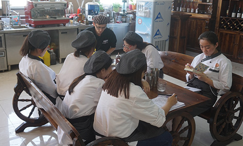 调酒师培训学什么,调酒师培训哪里学好