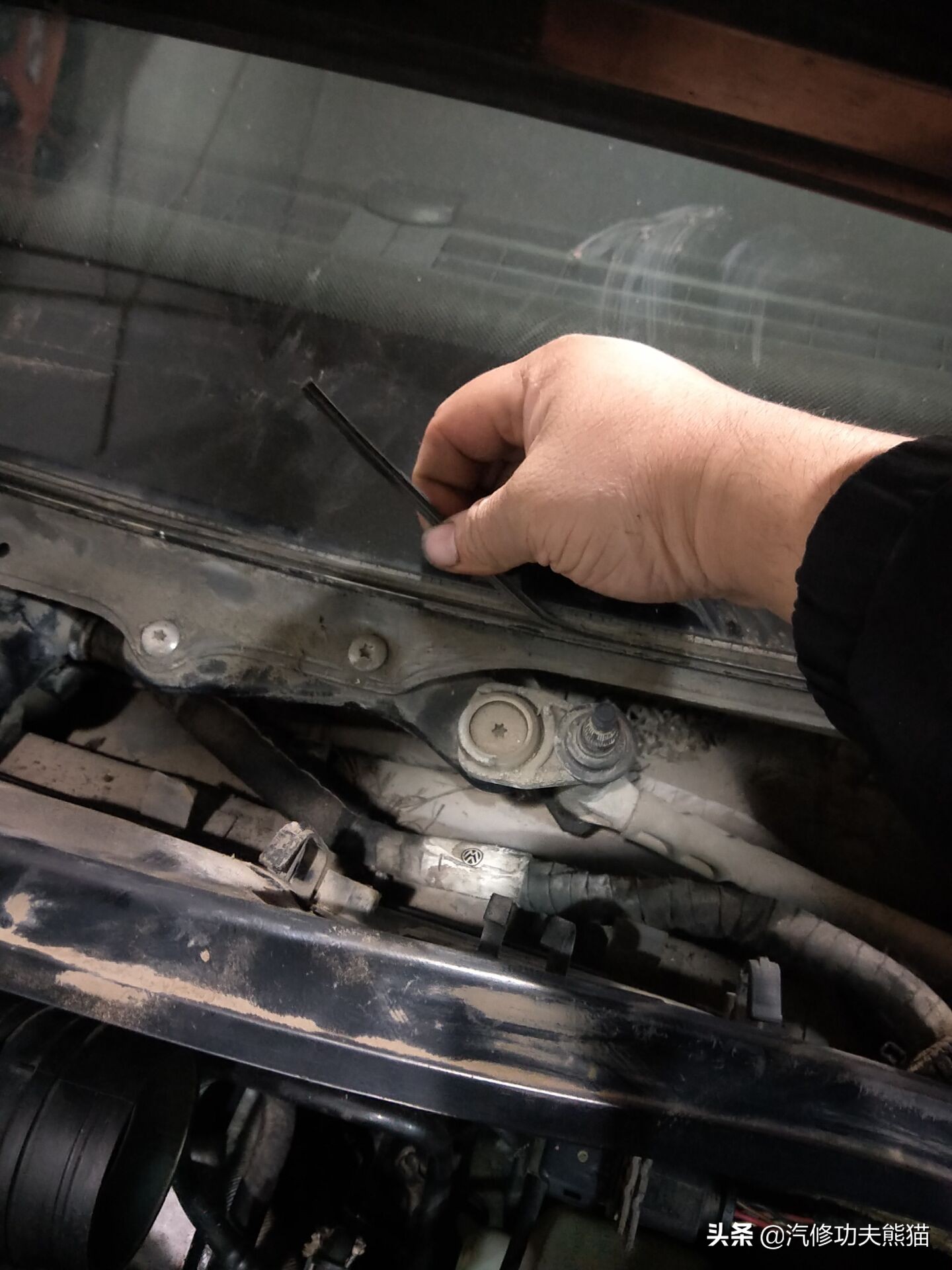 10年斯柯达昊锐1.8t烧机油怎么整,斯柯达昊锐烧机油500公里烧一升