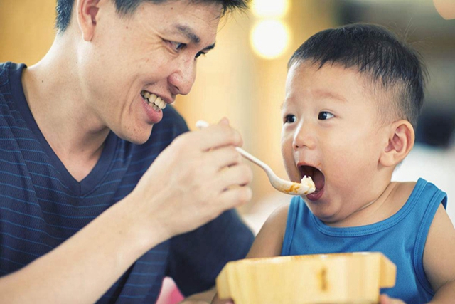 孩子经常出现积食，大多是这3种原因，学会4方法，让孩子远离积食
