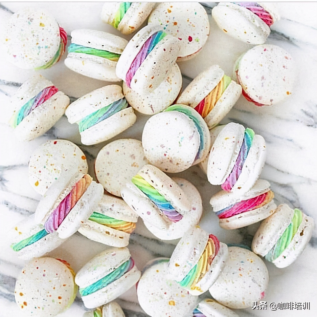 马卡龙法式夹心饼干,法式甜品饼干烘焙教程