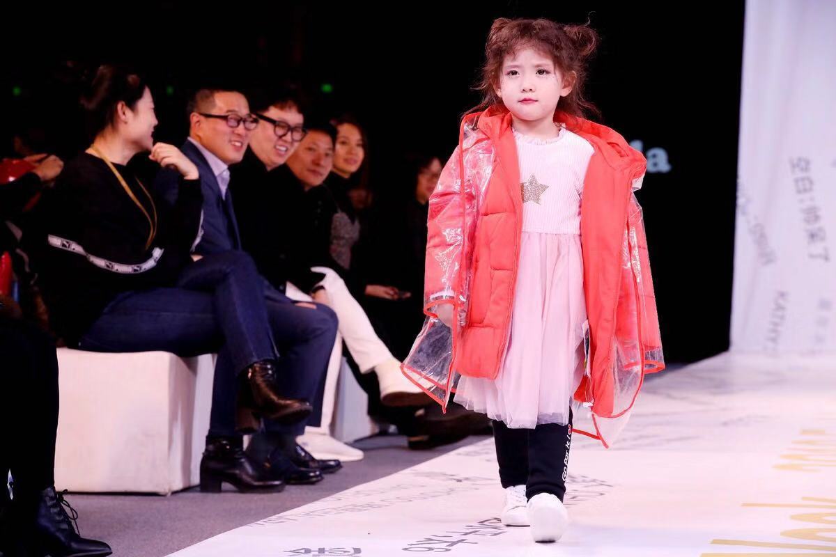 巴拉巴拉秋冬时装周,巴拉巴拉时装周完整版