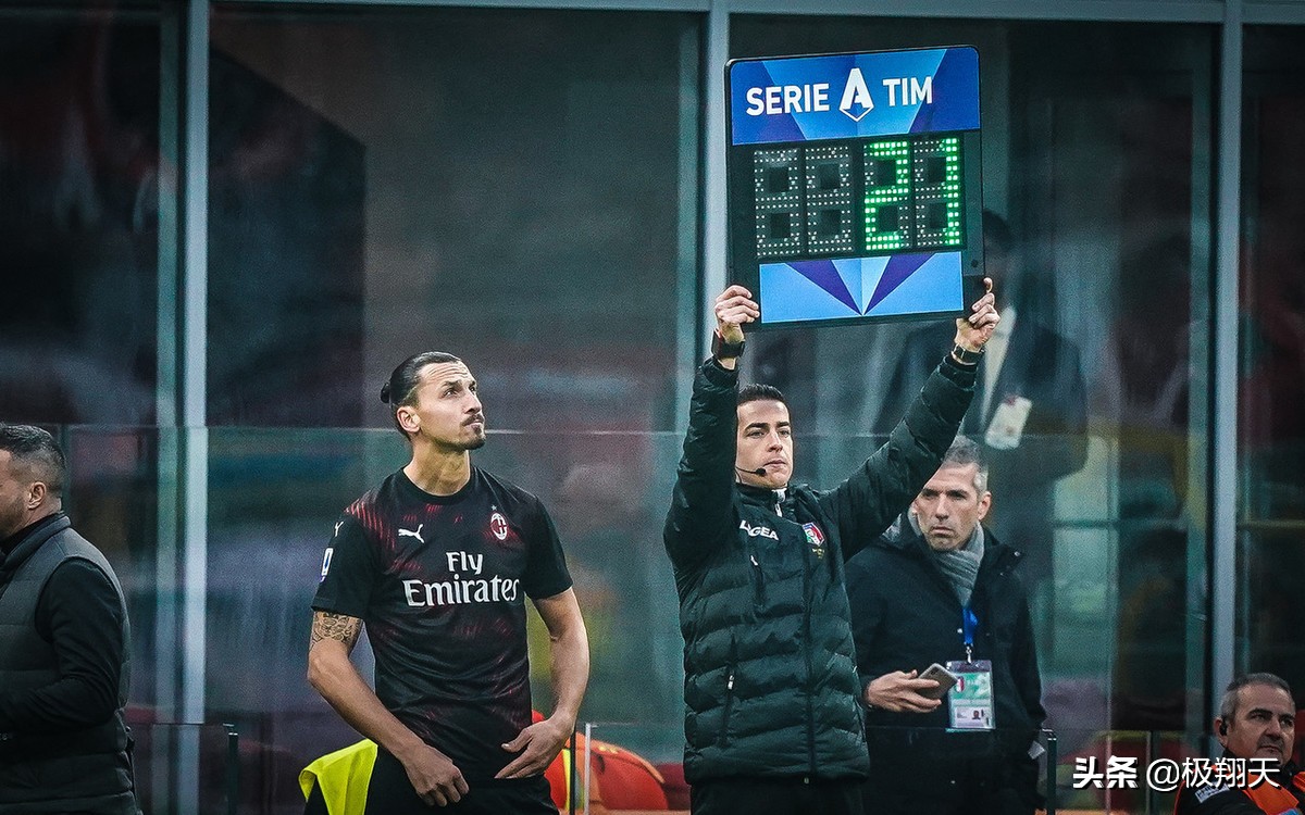 伊布回米兰退役视频,2019年伊布回归米兰