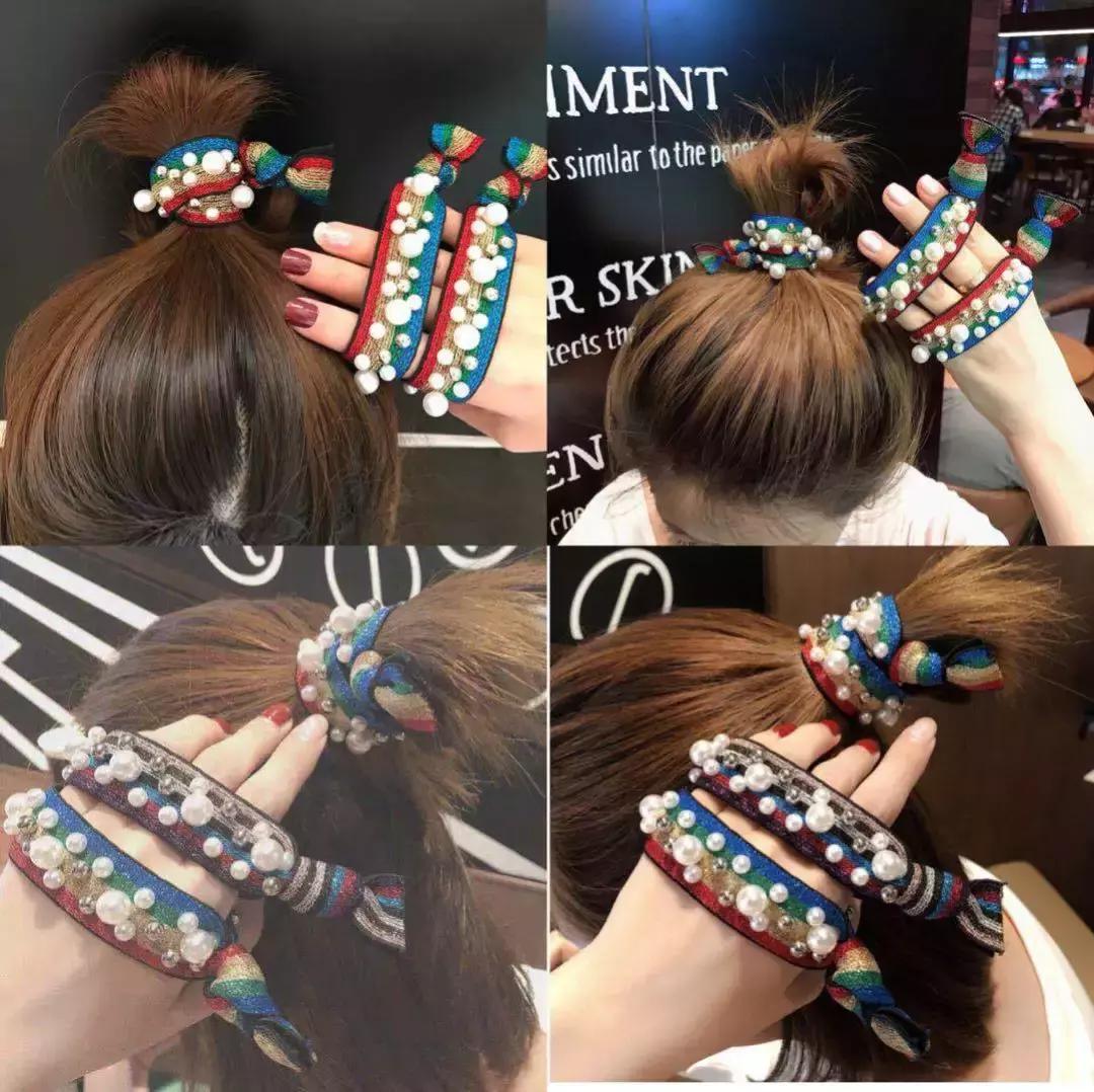 现在女生发型都是披头散发,女士新潮发型2020流行发型