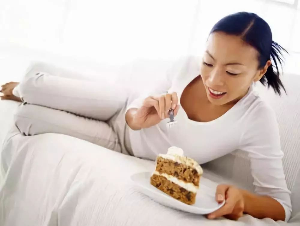 孕期爱吃甜食胎宝宝会偏大吗,孕期喜欢甜食影响宝宝智商吗