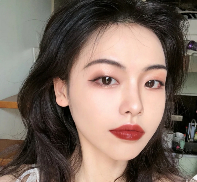 好评如潮的4款粉底液测评,三十款粉底液无废话横评总结