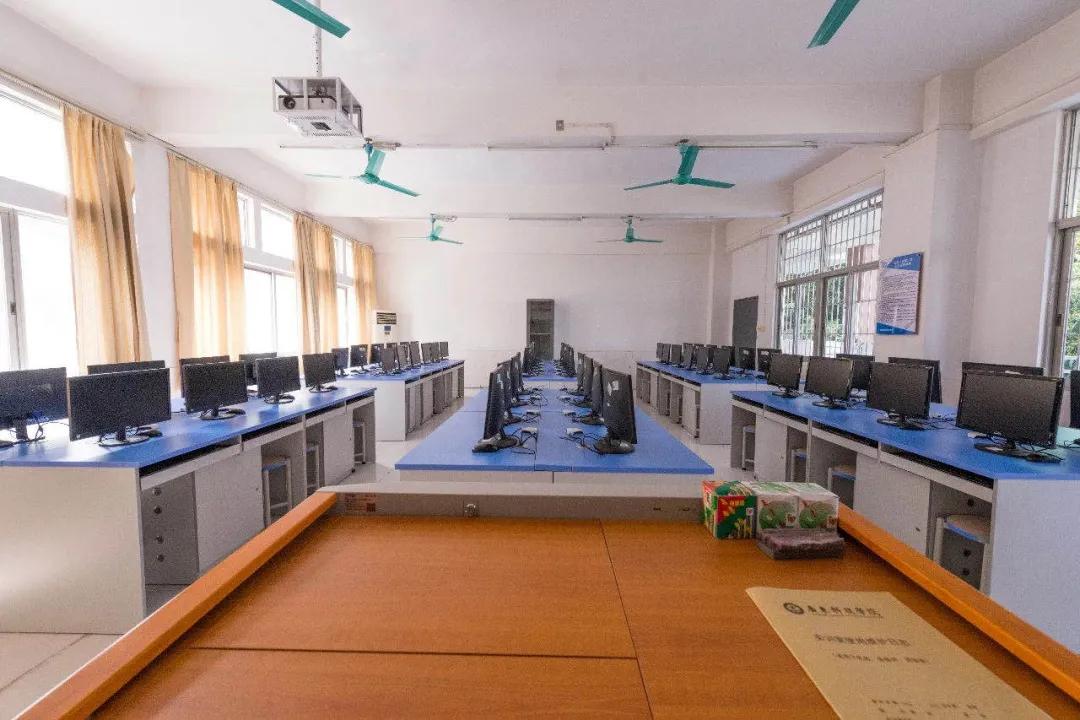 广东科技学院一流本科专业有哪些,广东科技学院南城校区有多少专业