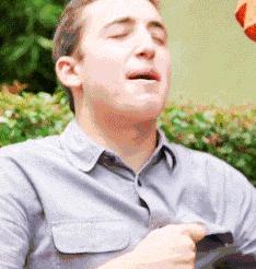 刚做完支架手术后心率低于60胸闷,刚做完支架又胸痛怎么回事