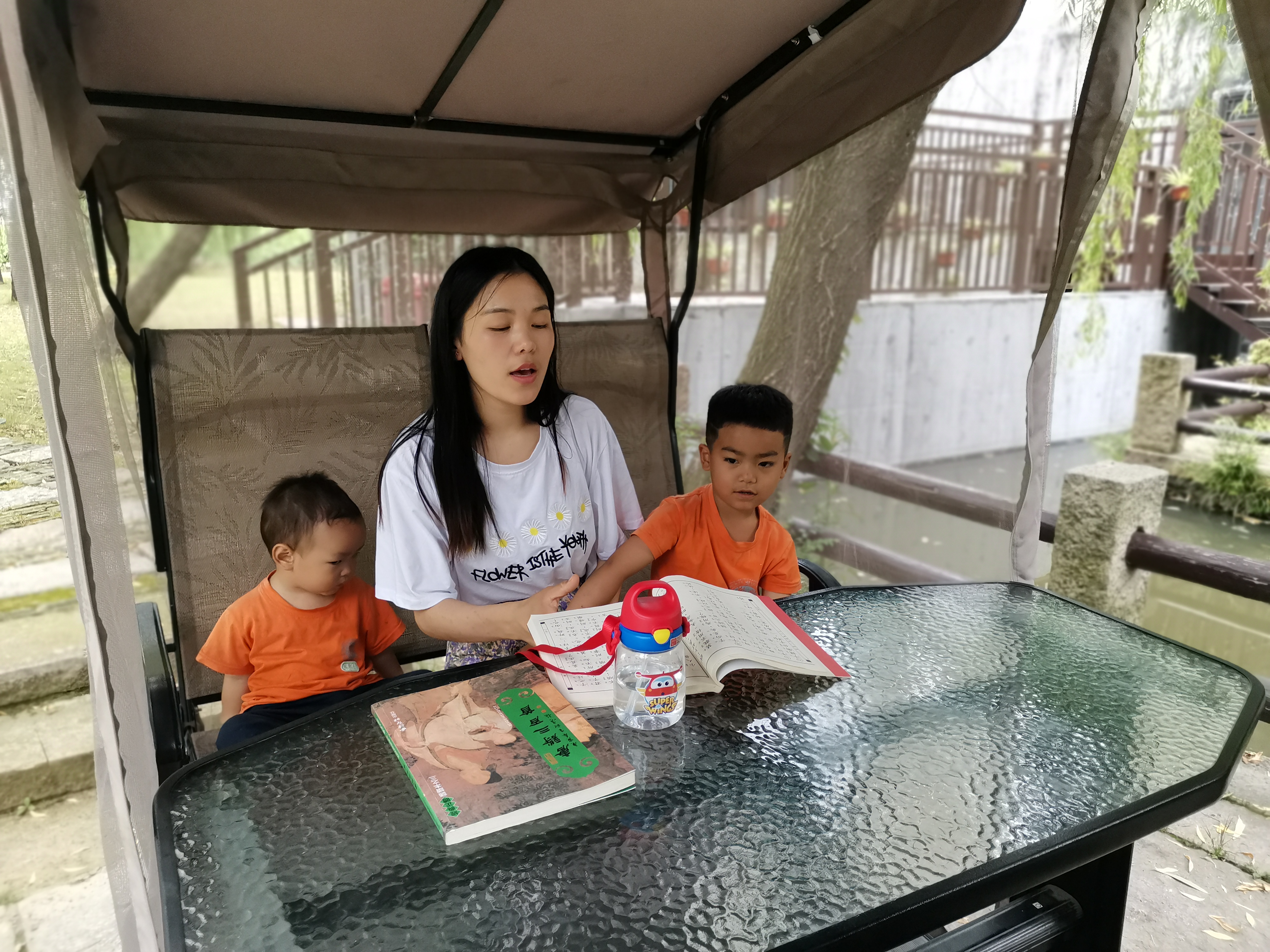 蒙台梭利儿童之家后期孩子的发展,蒙台梭利家庭与孩子