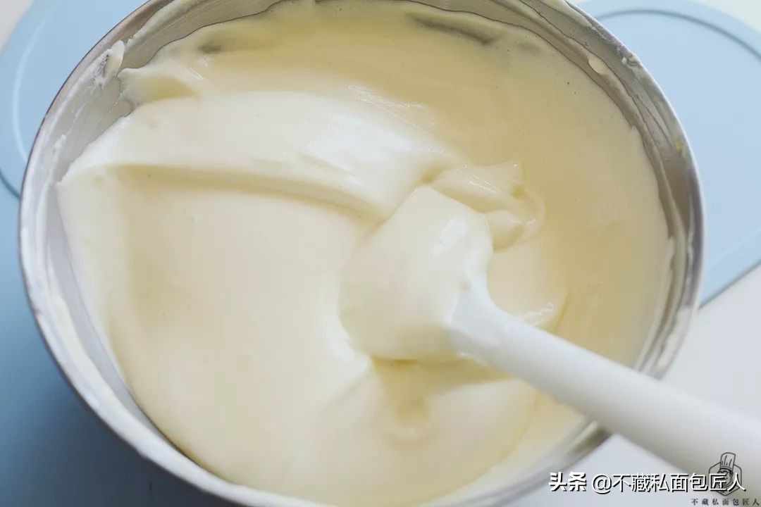 戚风蛋糕蛋黄糊搅拌时有阻力,戚风蛋糕蛋黄糊搅拌手法