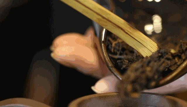 糯米普洱茶的正确冲泡方法,普洱茶用紫砂壶的正确冲泡方法