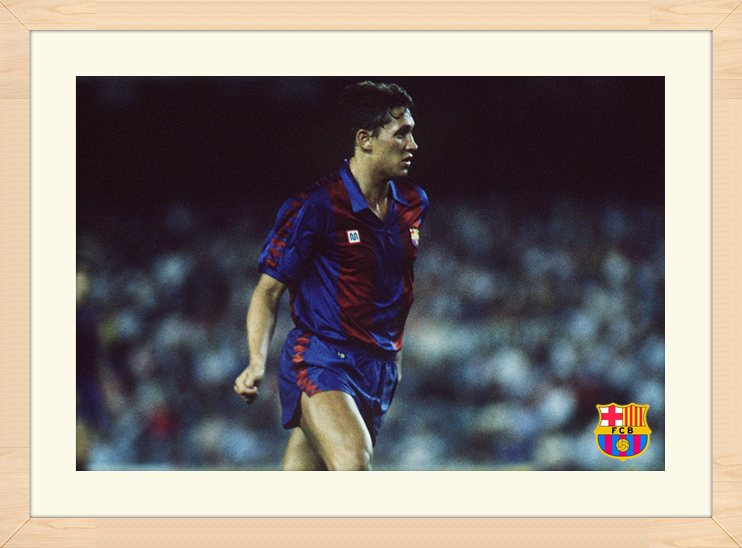 足坛名帅年轻时照片,2021足坛老球员的照片