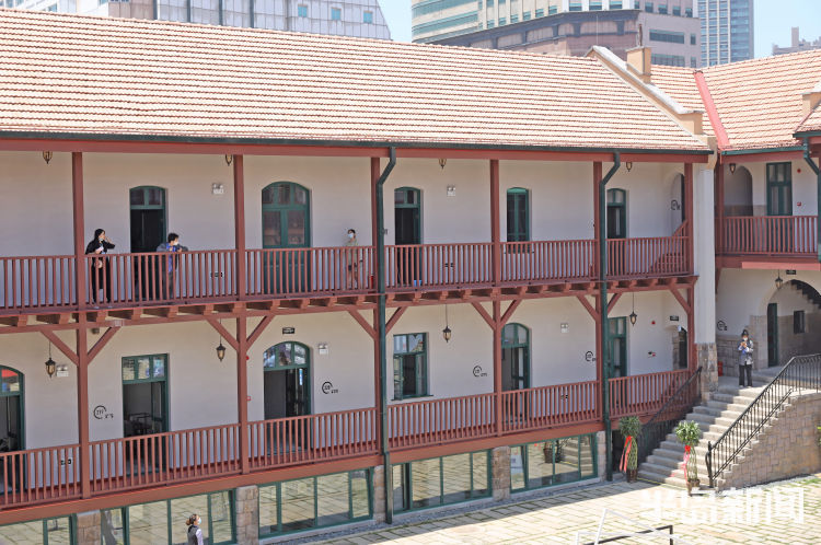 广兴里既有老建筑的“原汁原味”，又注入创新活力充满国际范儿