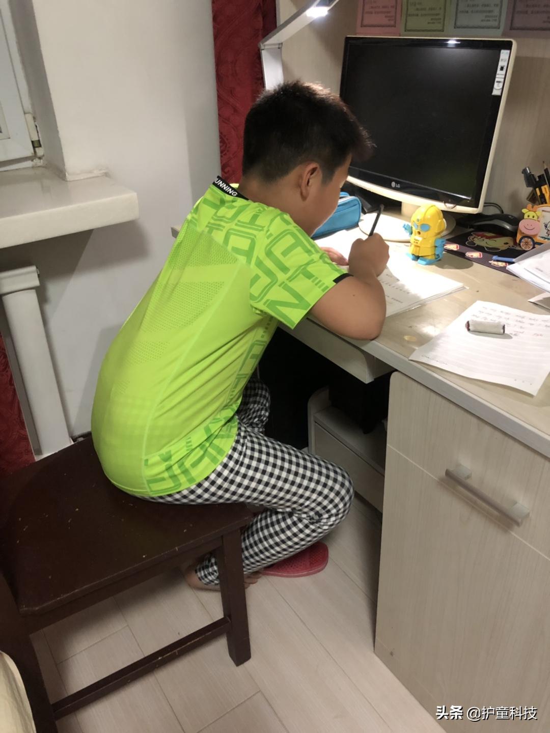 儿童升降学习桌值得买吗,儿童学习桌有必要买吗