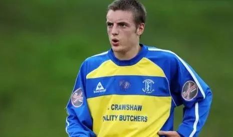 17岁为曼联出战4场造三球惊艳英超,29岁瓦尔迪曼城帽子戏法