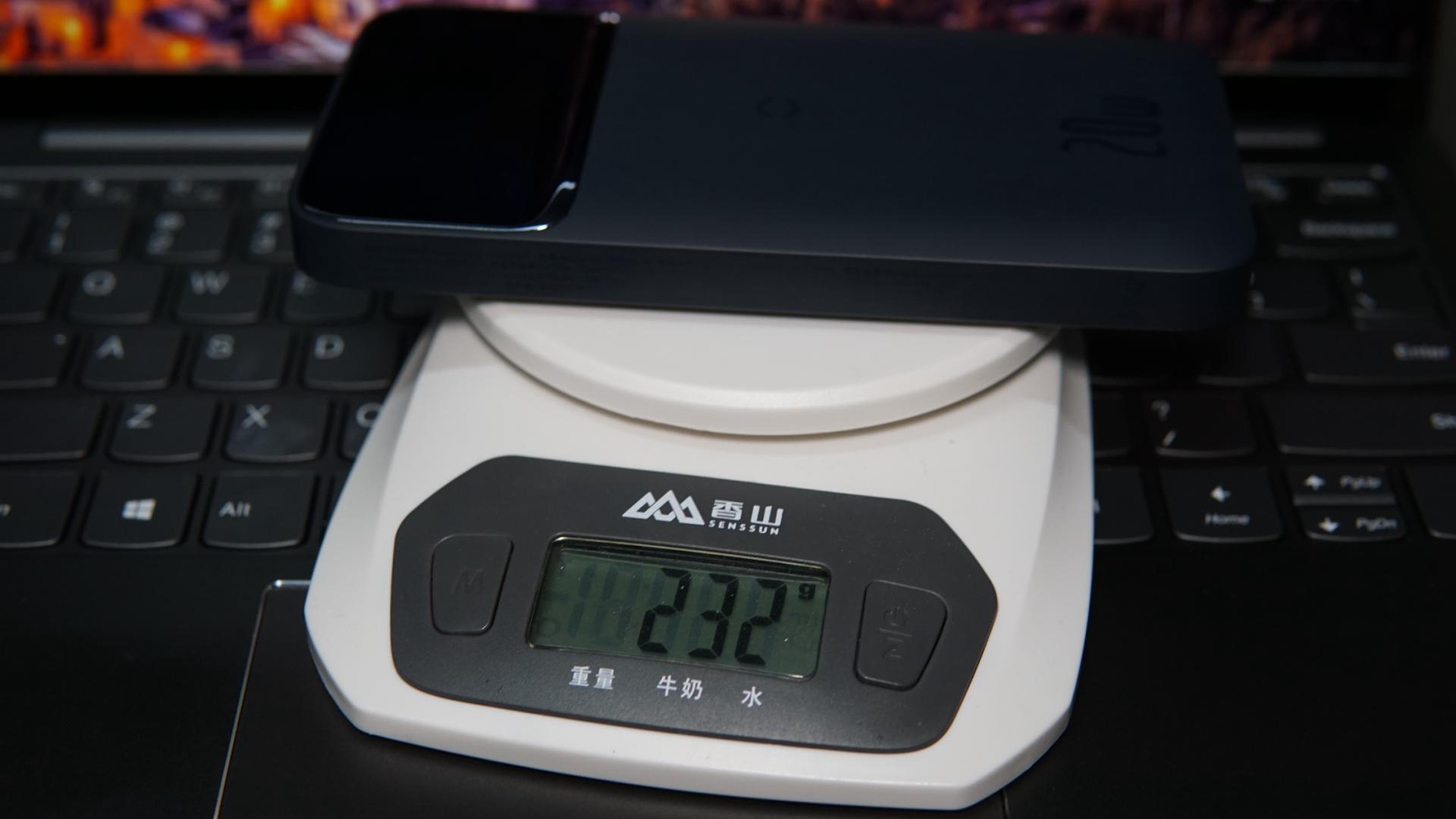 倍思无线磁吸充电宝20w充苹果13,倍思iphone12