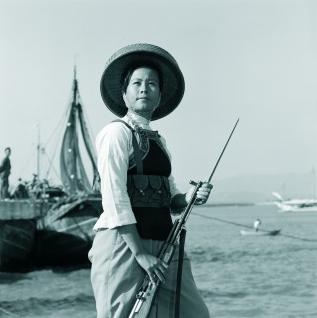 黑白照片的诉说——著名军旅摄影家张健昌摄影佳作背后的故事