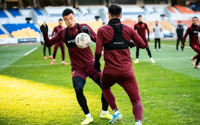 梅方回归恒大防线有用吗,恒大未来三年后防核心浮现