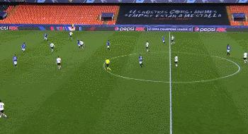 费兰托雷斯任意球破门,费兰托雷斯首秀表现