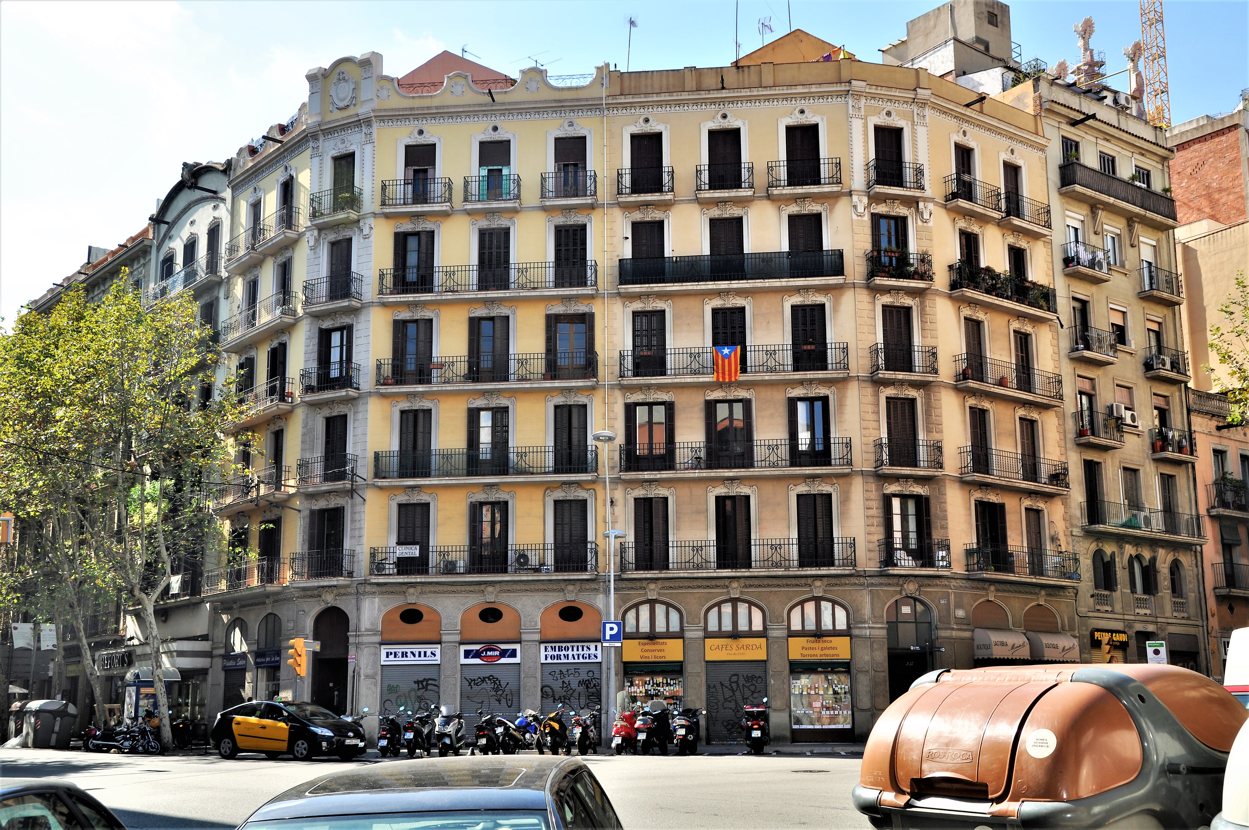 巴萨巴塞罗那fifa,巴塞罗那还是巴萨罗那