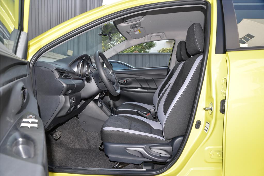 适合年轻人练手的三款车,适合不同预算的车