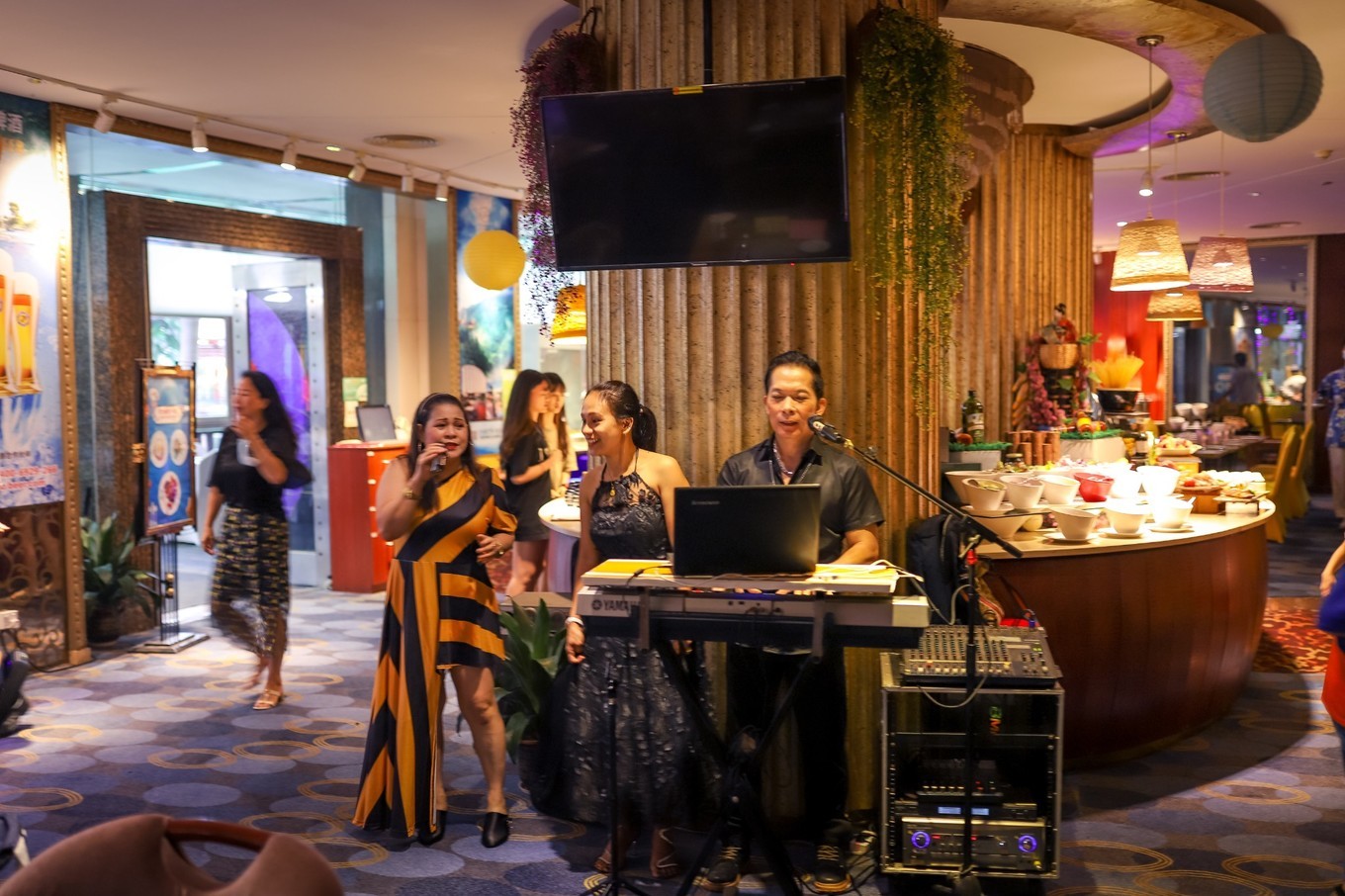 这里被称为广深后花园，每年夏天游人如织，有山有水的避暑胜地