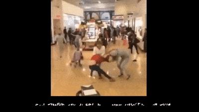 黑五疯狂打折视频,黑五全球狂欢购物节