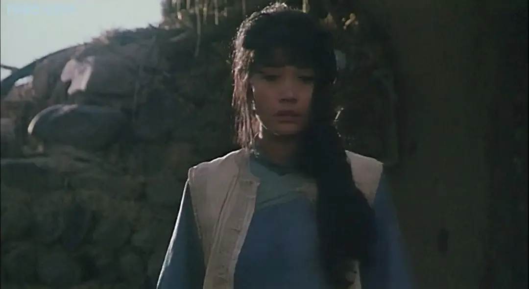 《裸血》：美貌少女成为男人复仇的工具，贪婪和蒙昧下无人能幸免