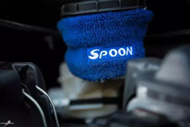 最好看的飞度gk5,平民超跑王位交替新评本田飞度gk5