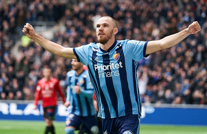 足球人物中超,中超励志哥张弛