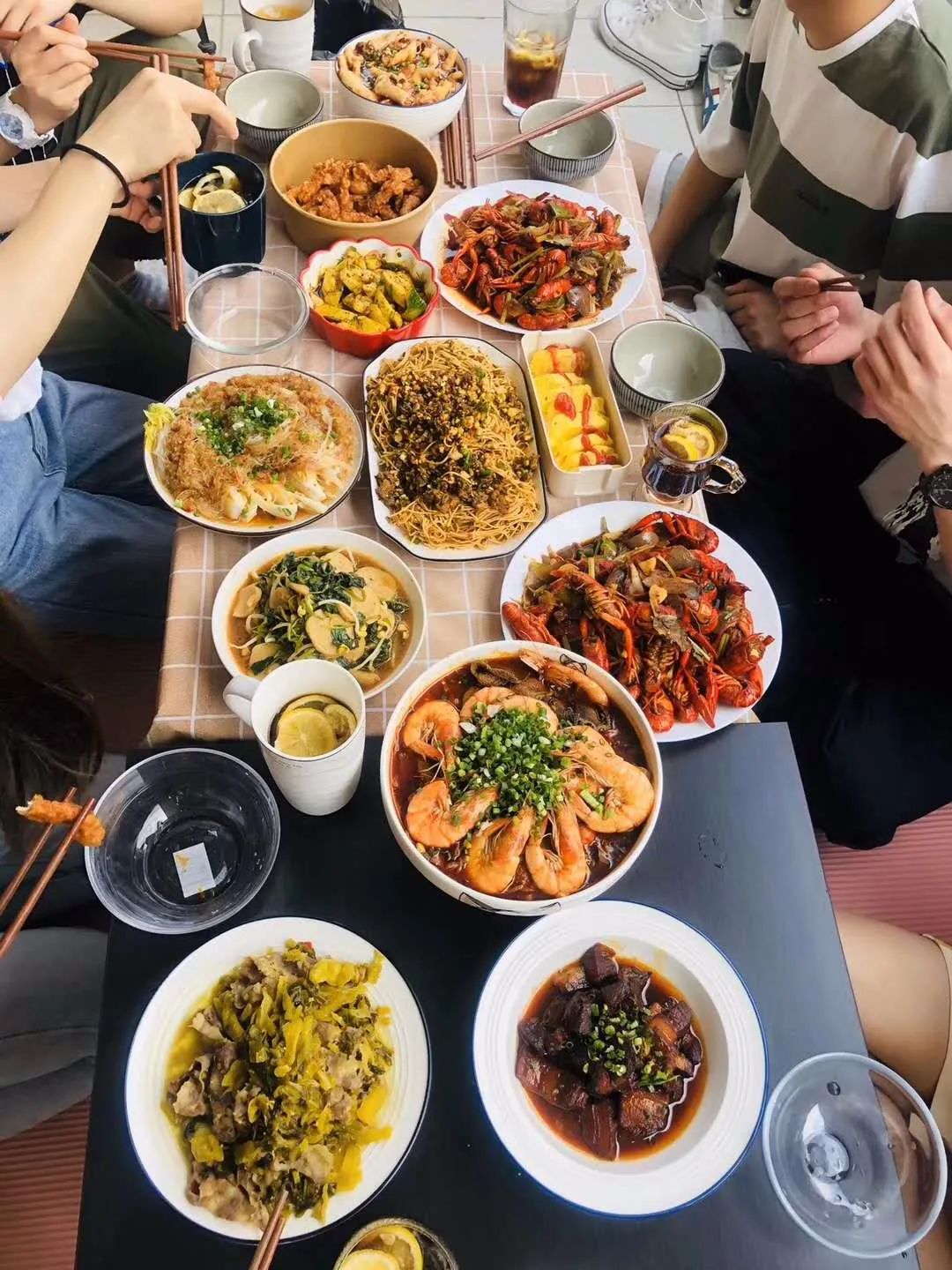 上班996不如摊煎饼？看完摆摊的真相，也许你就不觉得“香”了