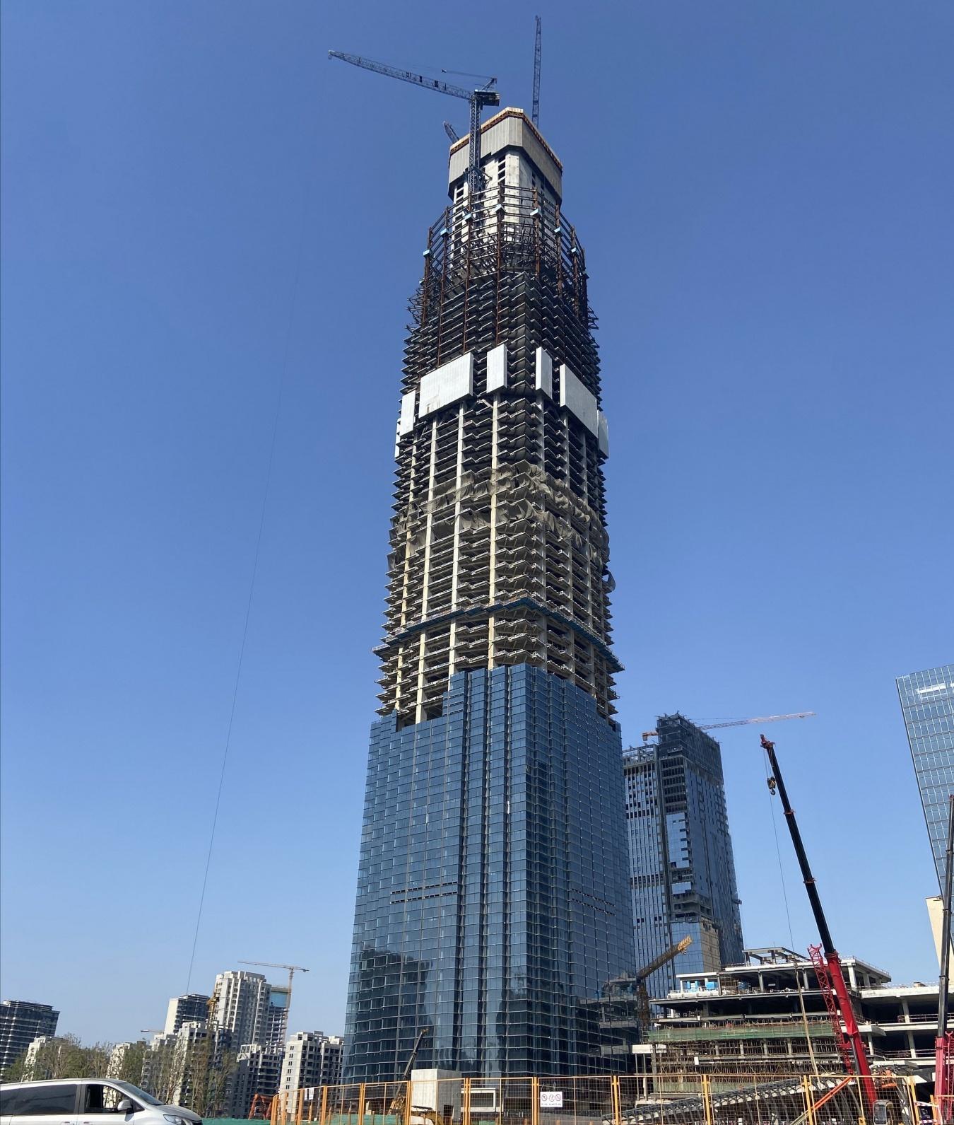 济蓉镐—在建400米级超级地标快速拔高!摩天缔造者绿地实力彰显