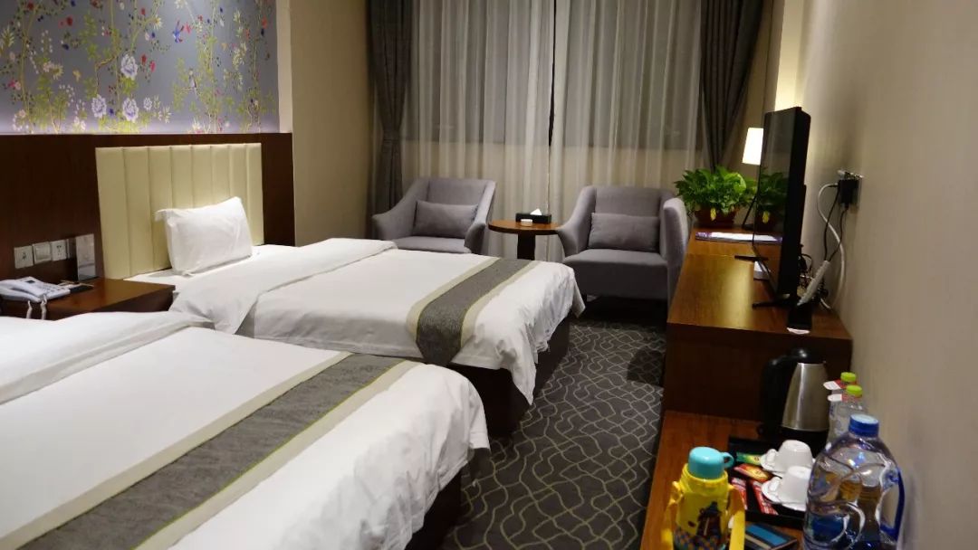 济南这座城市带来了太多的回忆,济南是一座四季美如画的城市