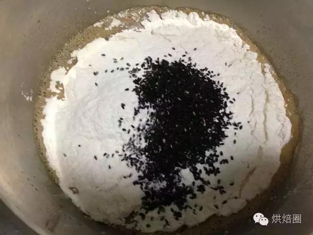 发糕怎么能更细腻,发糕如何做得像蛋糕